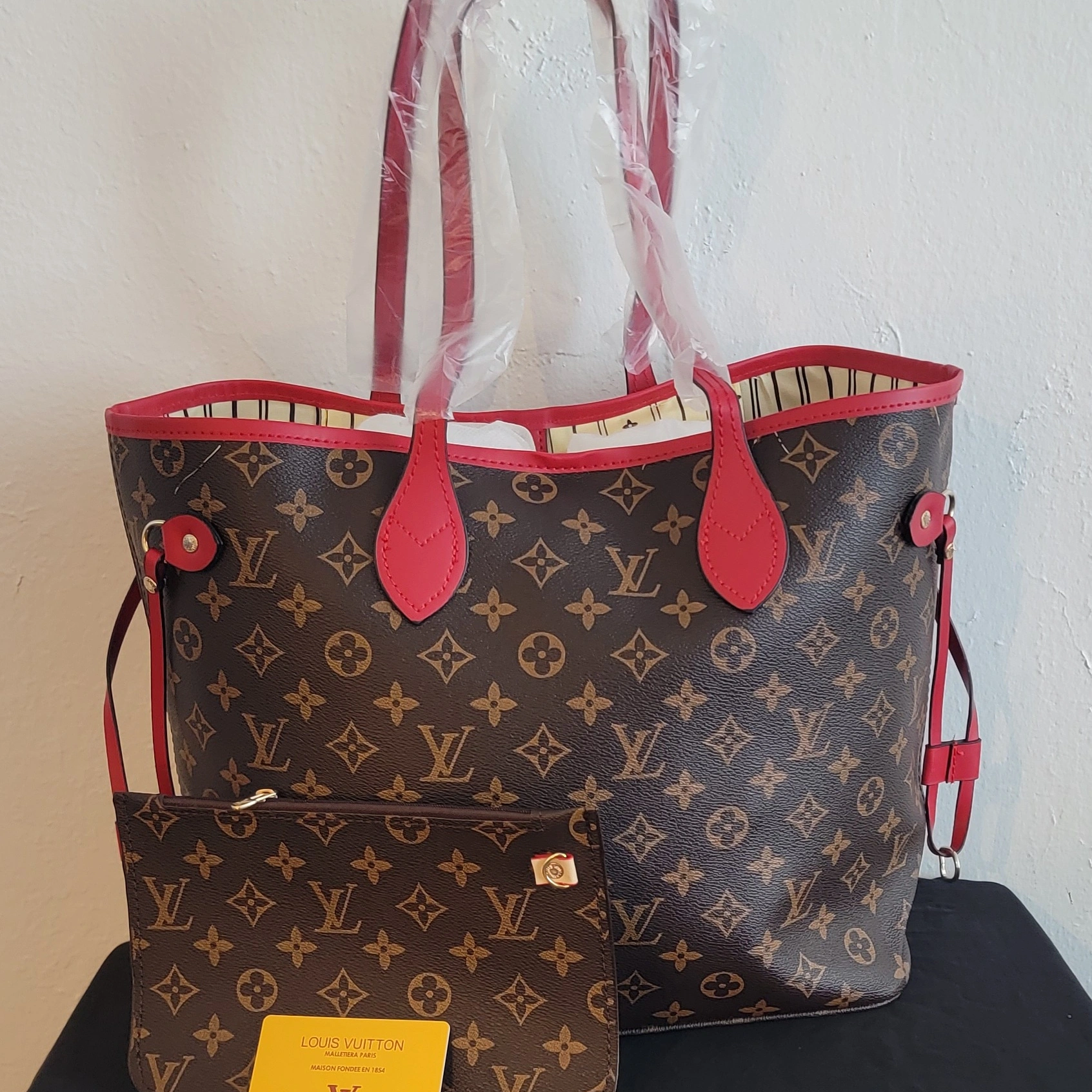 Louis Vuitton Neverfull