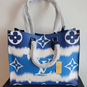 Louis Vuitton Giant Monogram Escale